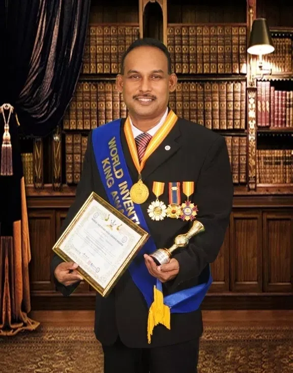 AMBR Amazing Malaysian Book of Record Founder